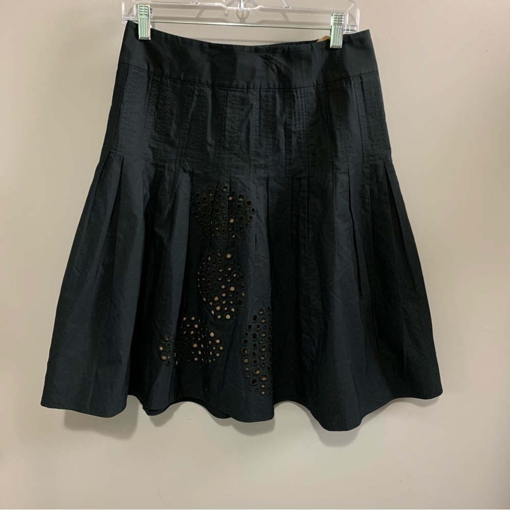 Akris Punto Black Cutout Circle  high waisted Midi Skirt Size 6 - Picture 4 of 9
